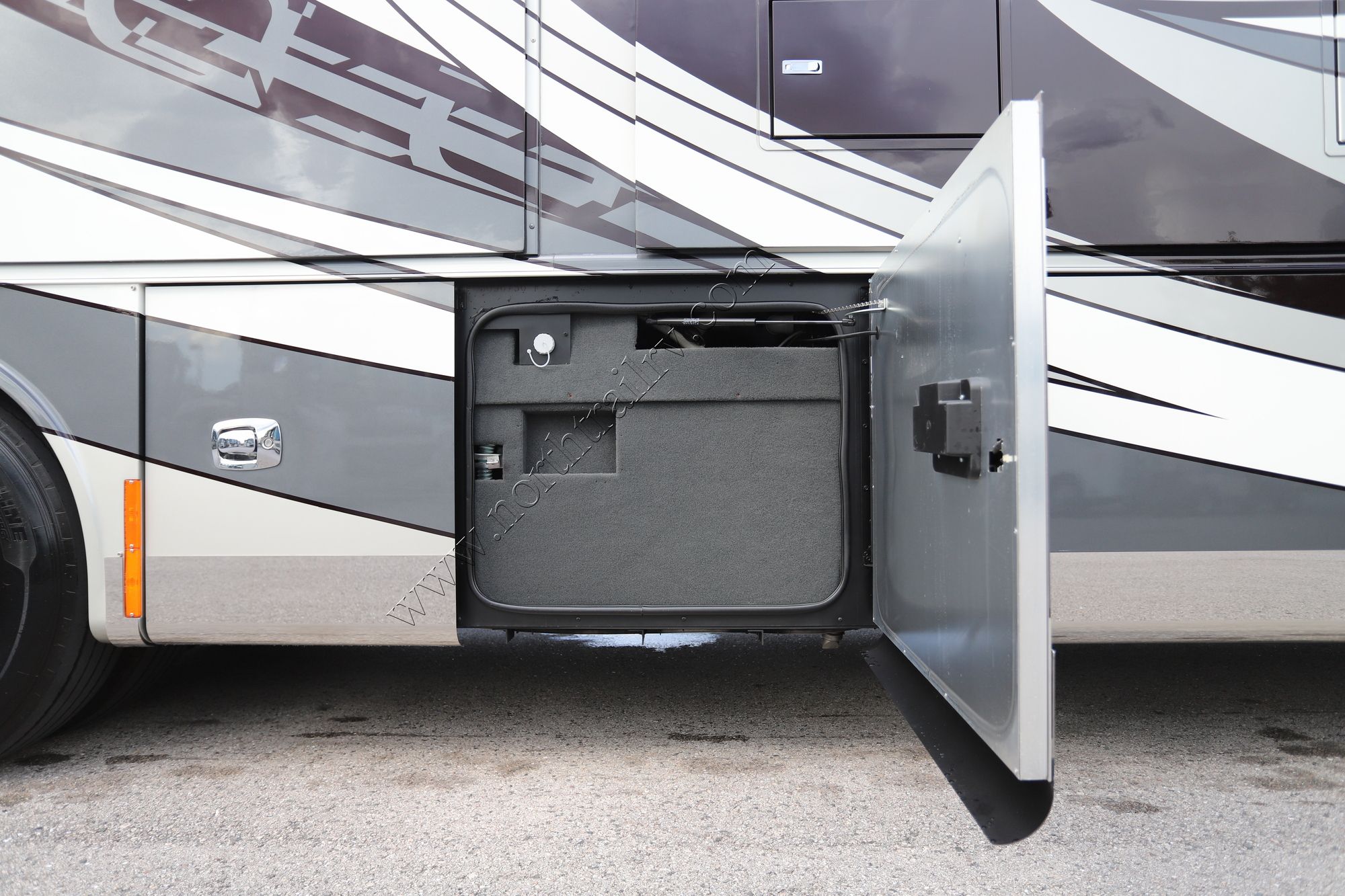 Used 2021 Tiffin Motor Homes Allegro Bus 40IP Class A  For Sale