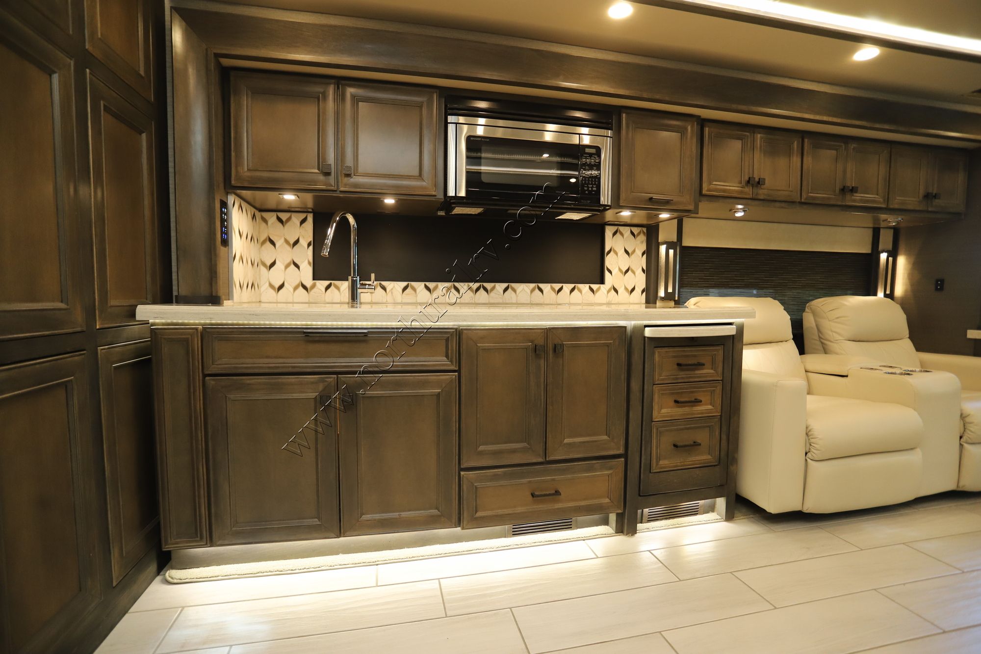 Used 2021 Tiffin Motor Homes Allegro Bus 40IP Class A  For Sale