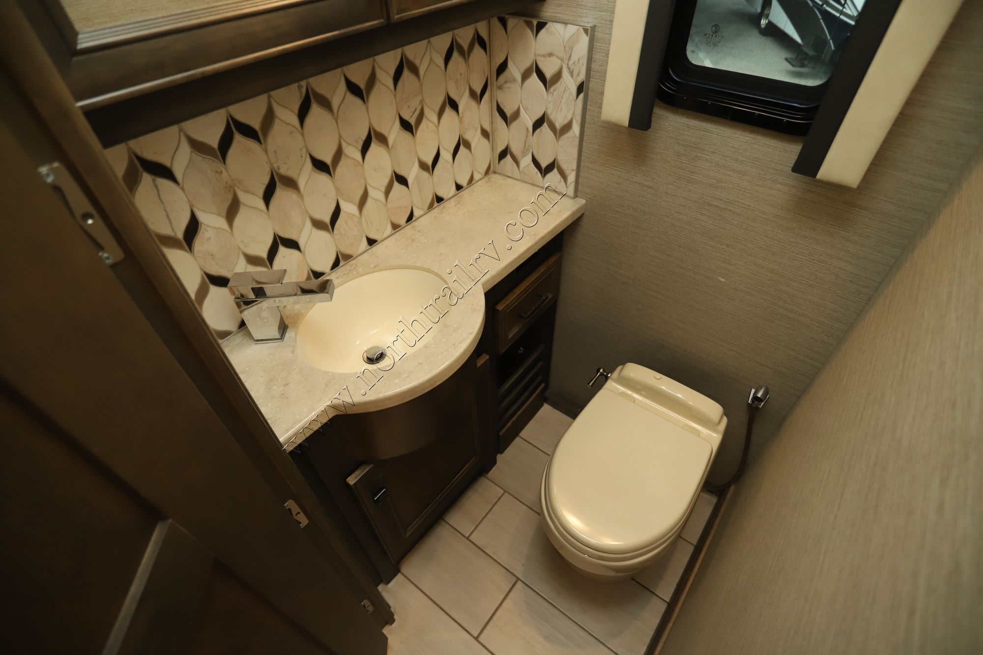 Used 2021 Tiffin Motor Homes Allegro Bus 40IP Class A  For Sale