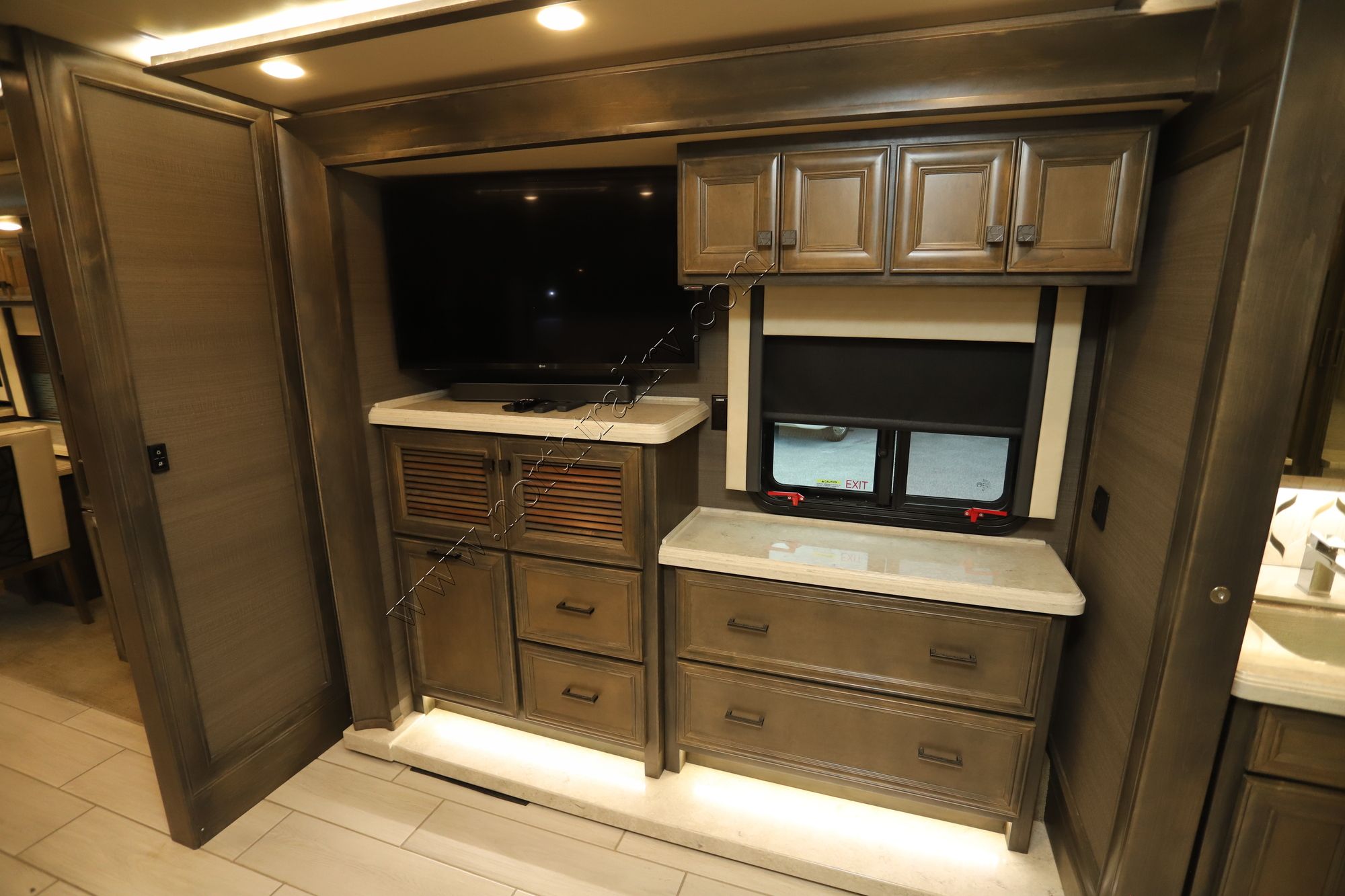 Used 2021 Tiffin Motor Homes Allegro Bus 40IP Class A  For Sale