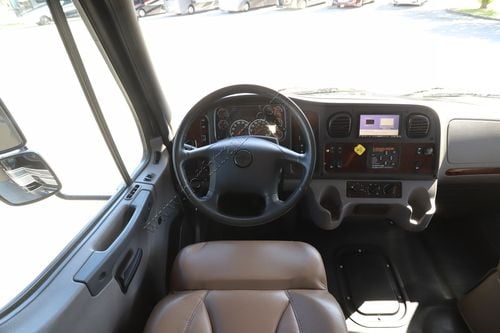 2021 Entegra Accolade 37L