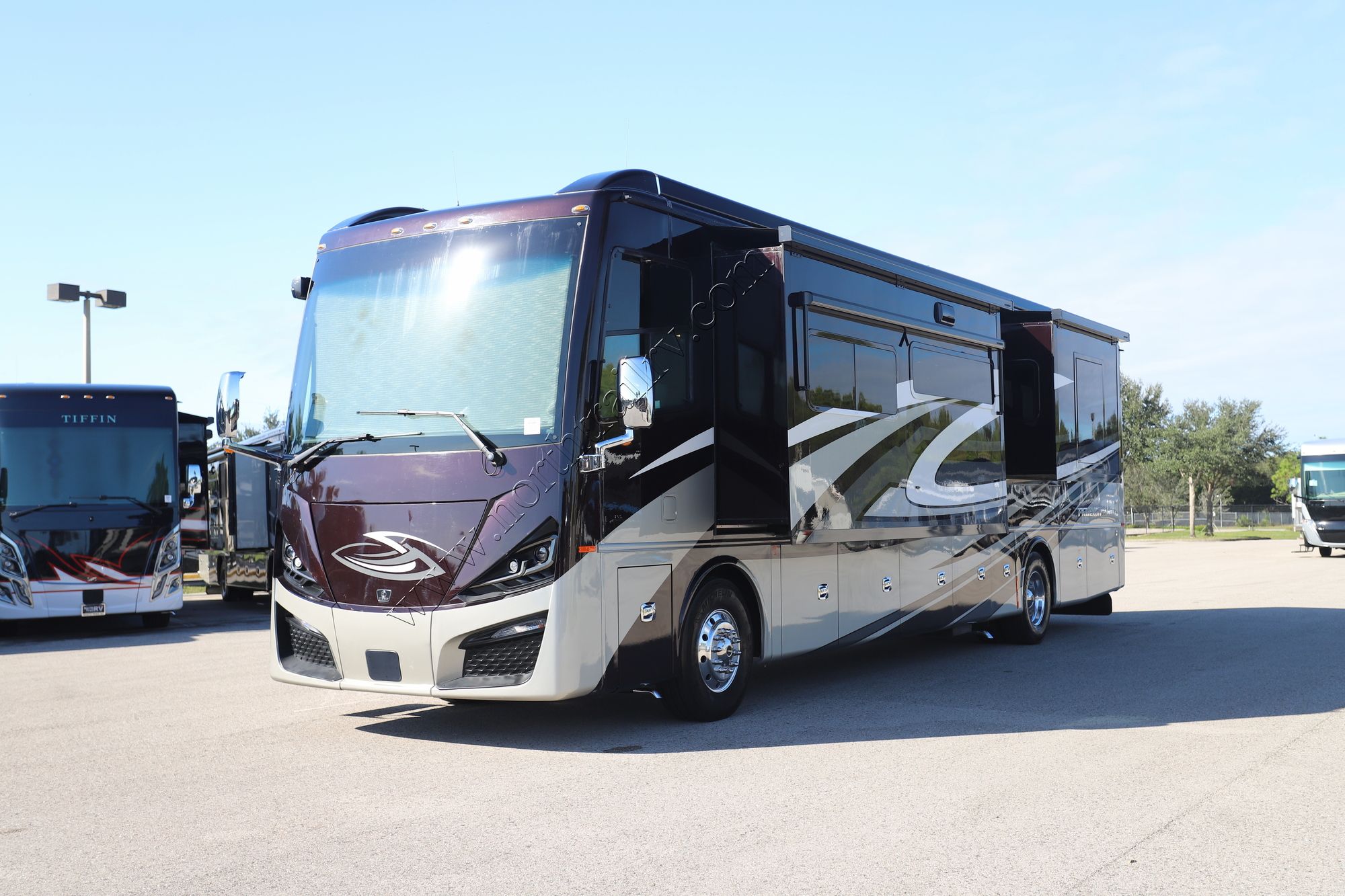 Used 2023 Tiffin Motor Homes Phaeton 40IH Class A  For Sale