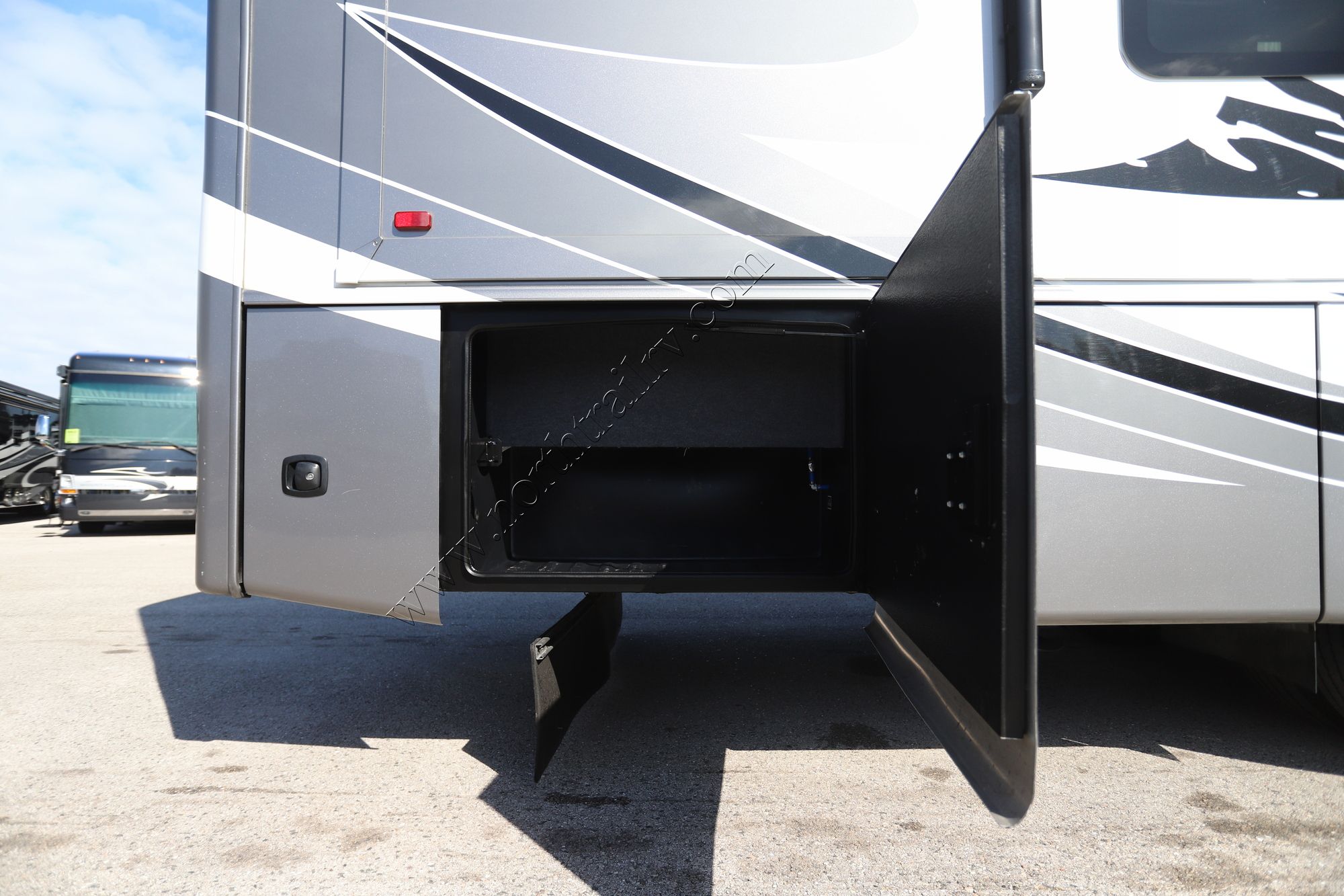 Used 2021 Entegra Accolade 37L Super C  For Sale