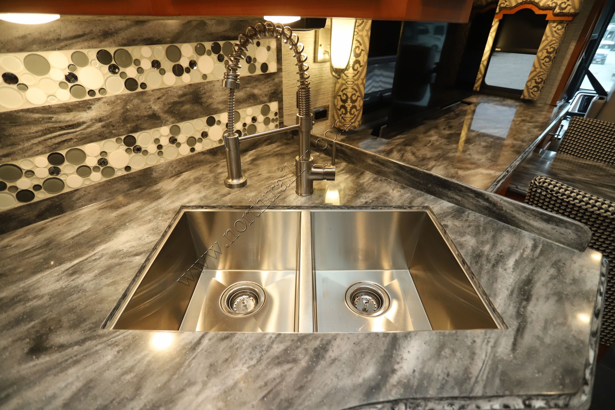 Used 2018 Newmar Ventana 3407 Class A  For Sale