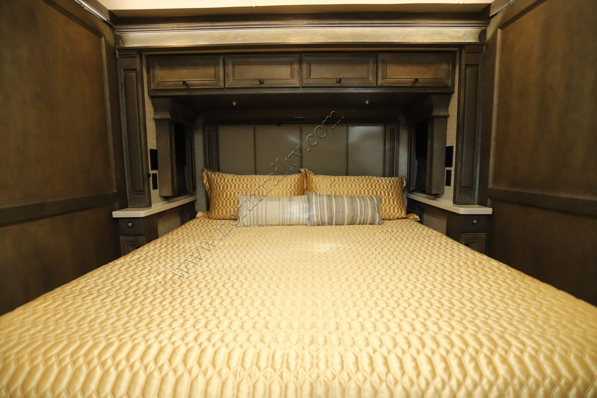 Used 2023 Tiffin Motor Homes Phaeton 40IH Class A  For Sale