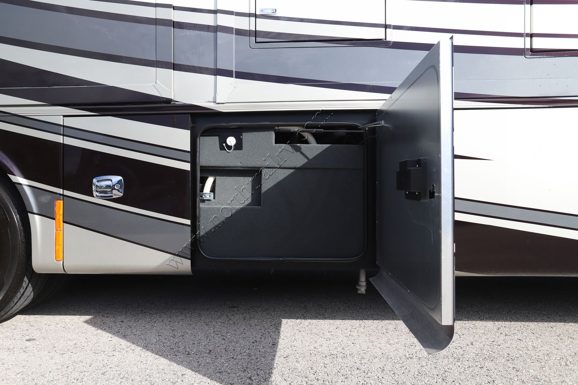 Used 2023 Tiffin Motor Homes Phaeton 40IH Class A  For Sale