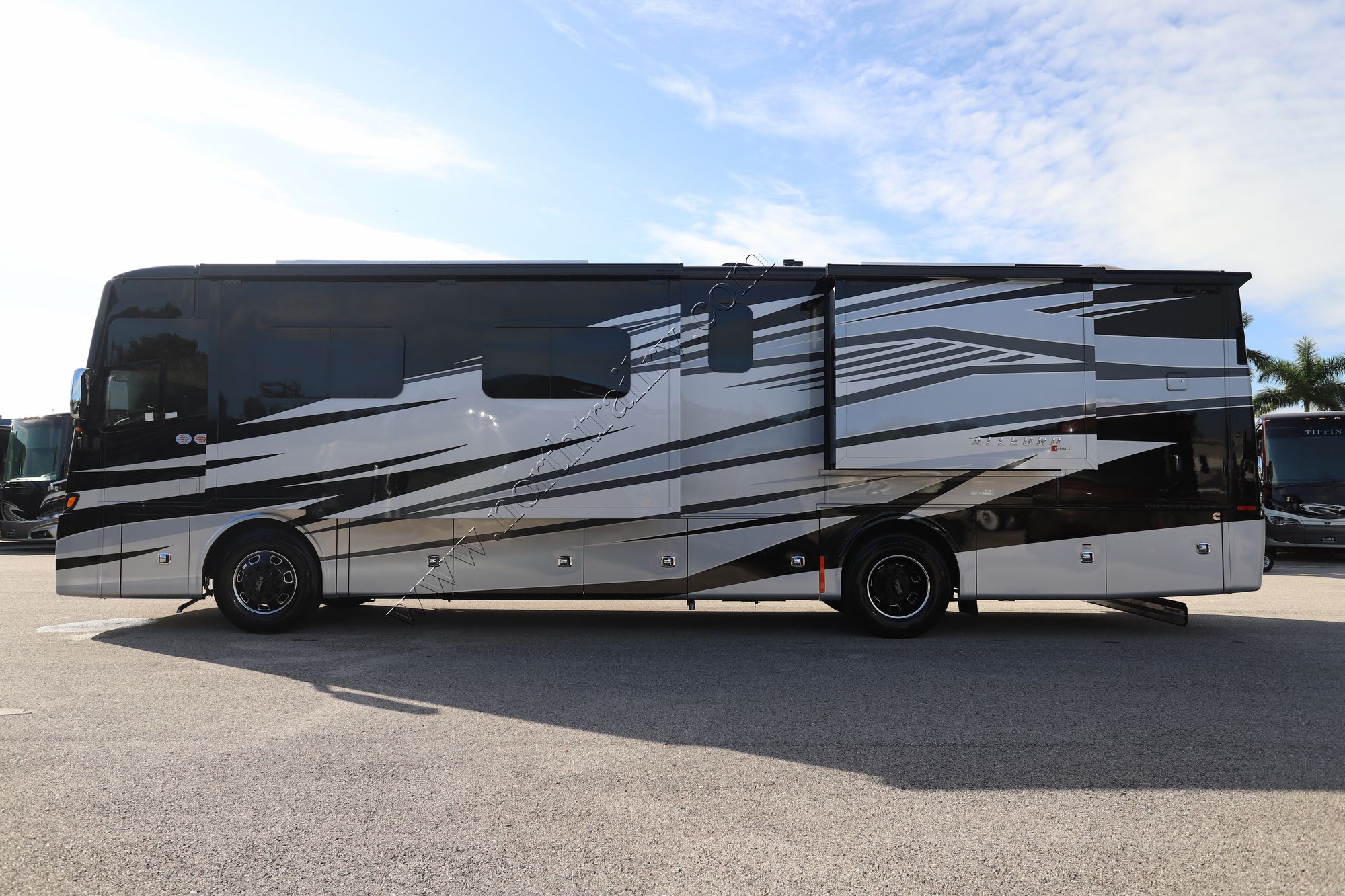 New 2026 Tiffin Motor Homes Allegro Red 37BA Class A  For Sale