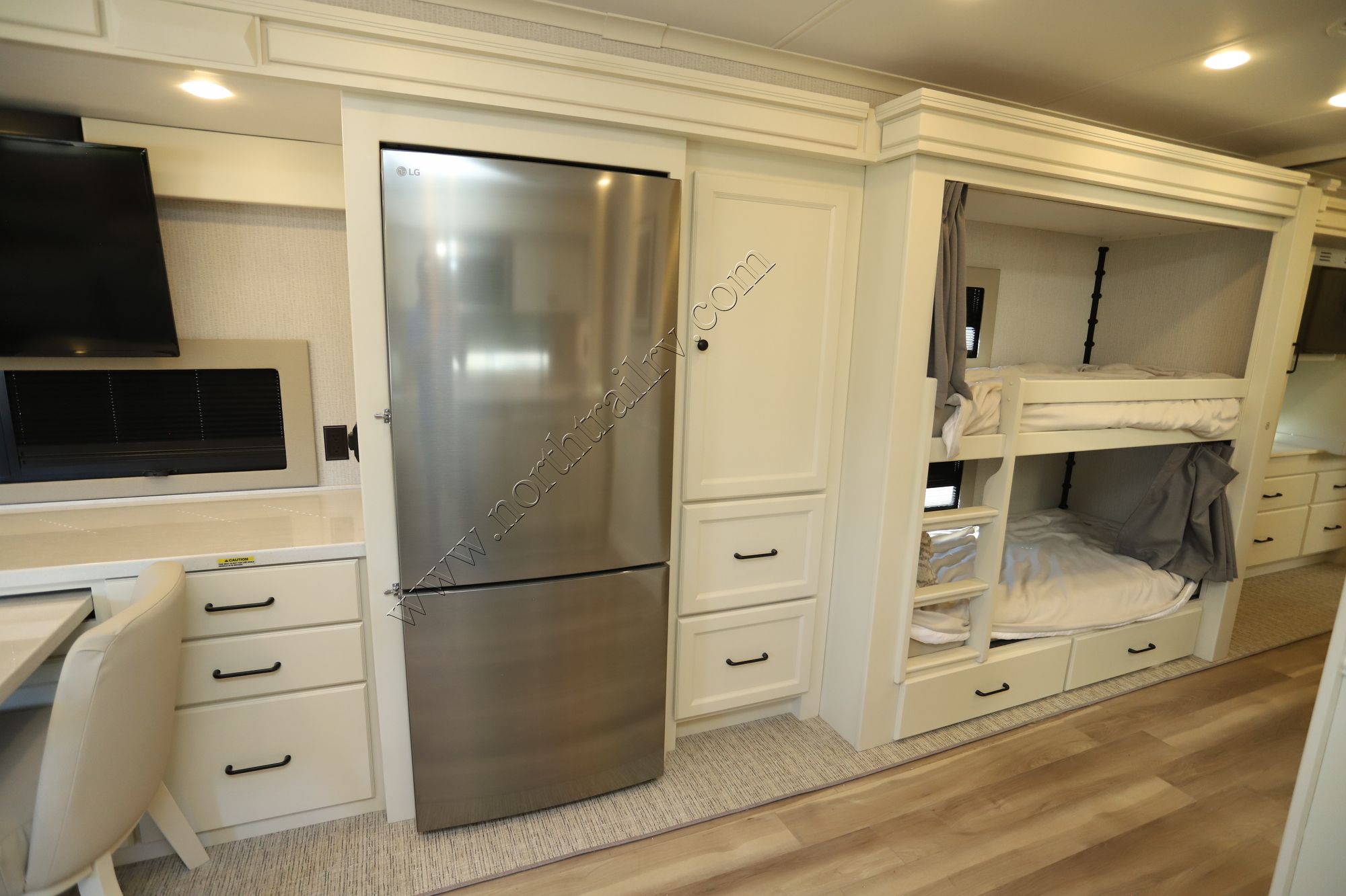 New 2026 Tiffin Motor Homes Byway 38BL Class C  For Sale