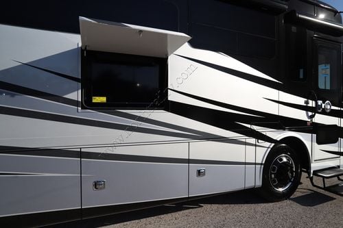 2026 Tiffin Motor Homes Allegro Red 37BA