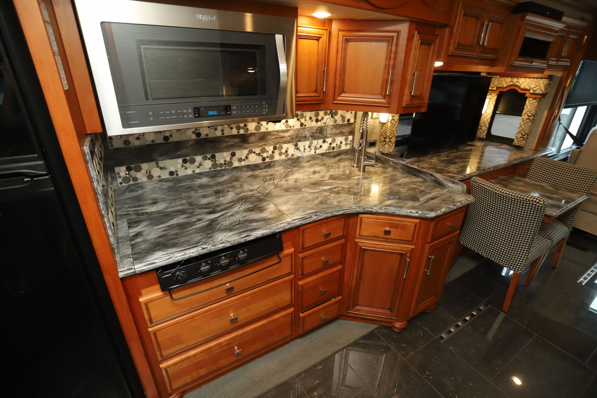 Used 2018 Newmar Ventana 3407 Class A  For Sale