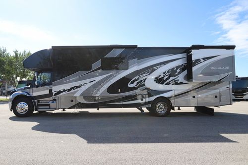 2021 Entegra Accolade 37L