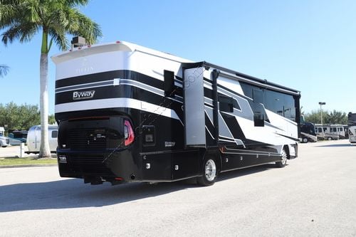 2026 Tiffin Motor Homes Byway 38BL