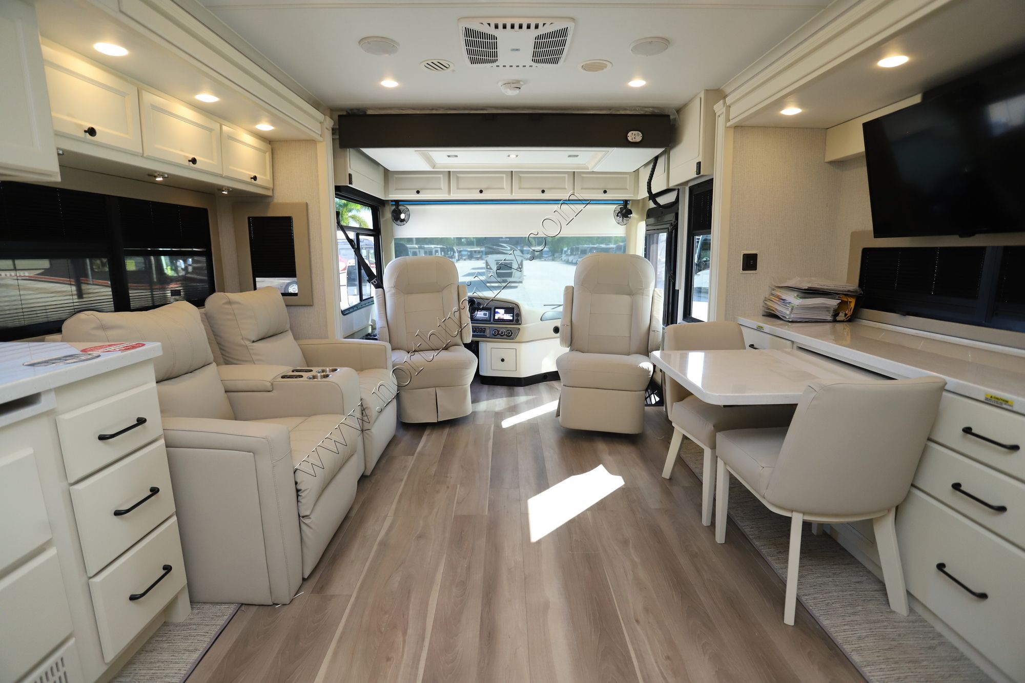 New 2026 Tiffin Motor Homes Byway 38BL Class C  For Sale