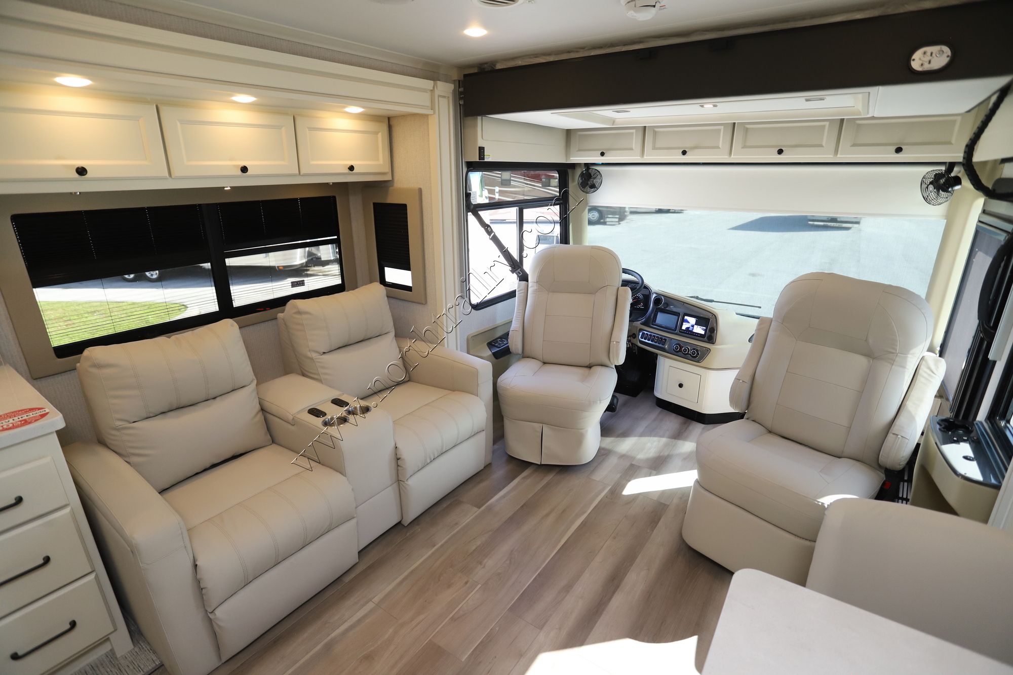 New 2026 Tiffin Motor Homes Byway 38BL Class C  For Sale