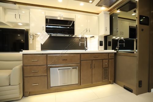 2026 Newmar Mountain Aire 4118