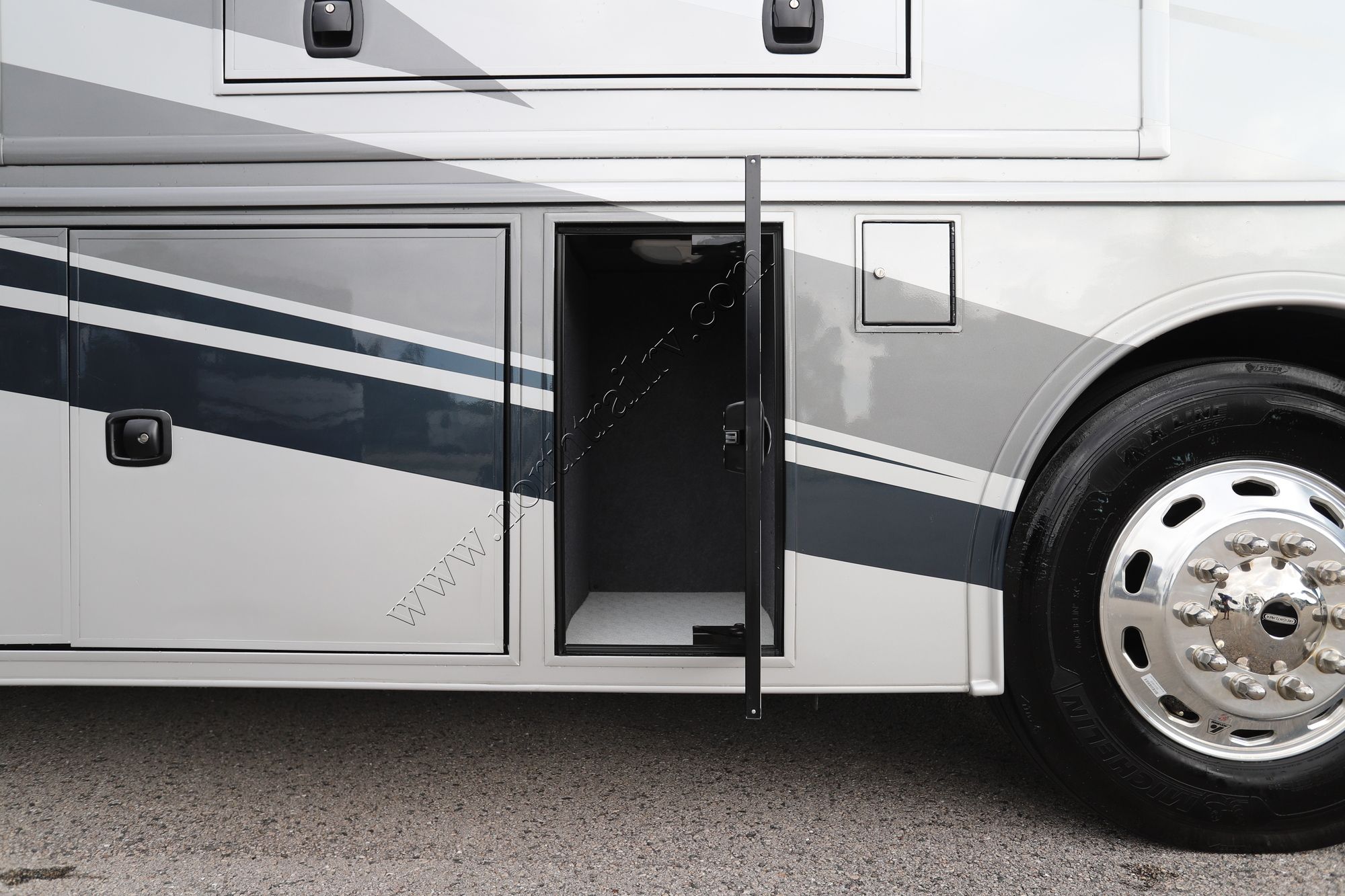 Used 2024 Holiday Rambler Nautica 33TL Class A  For Sale