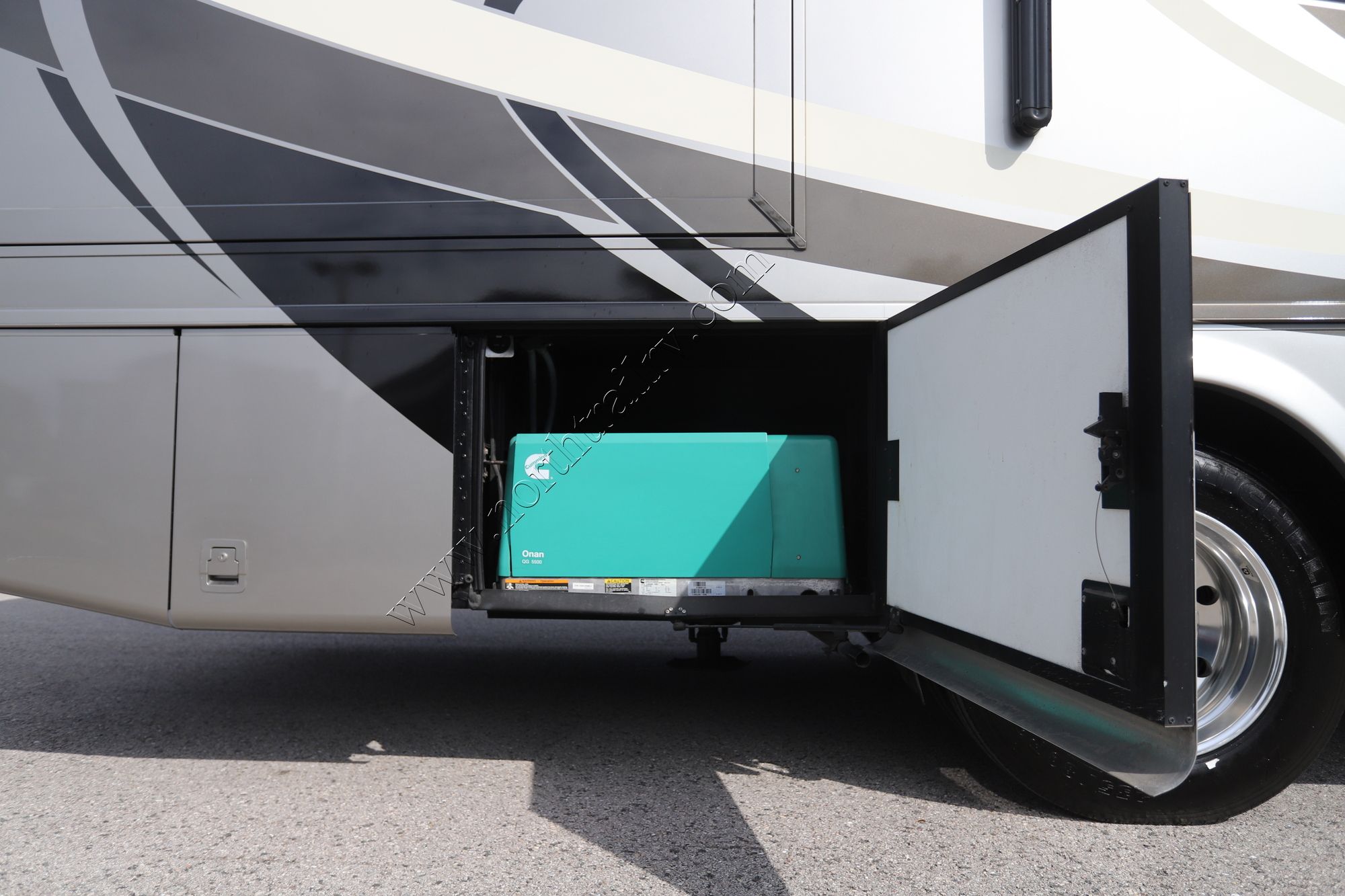 Used 2019 Newmar Baystar 3124 Class A  For Sale