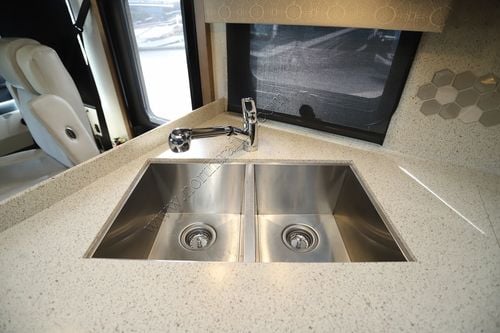 2019 Newmar Baystar 3124