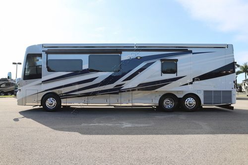 2026 Newmar Mountain Aire 4118