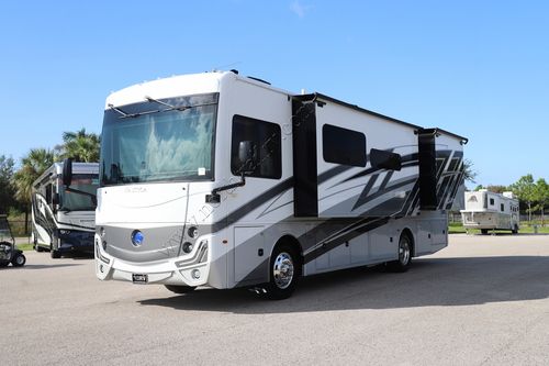 2024 Holiday Rambler Nautica 33TL