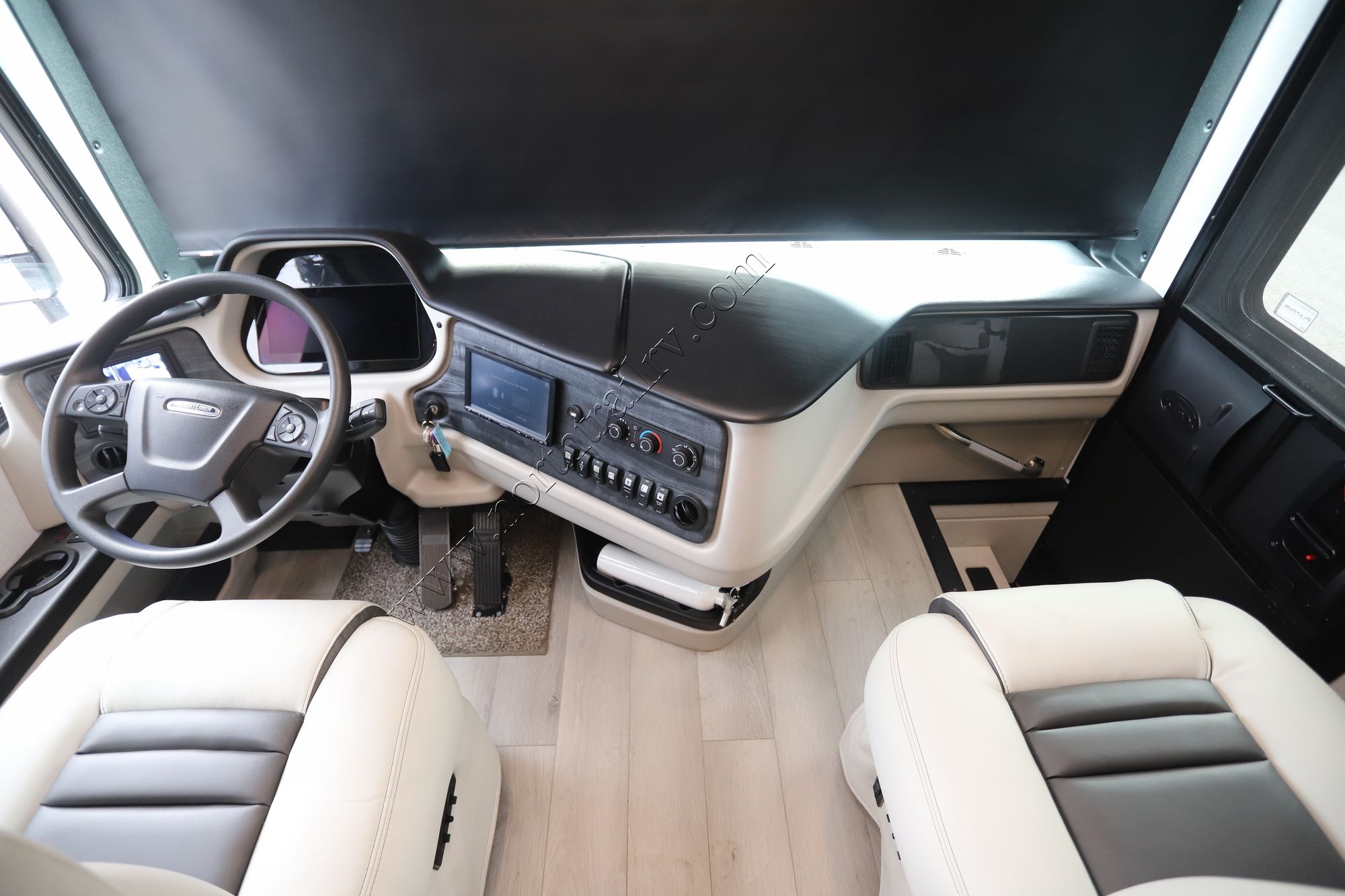 Used 2024 Holiday Rambler Nautica 33TL Class A  For Sale