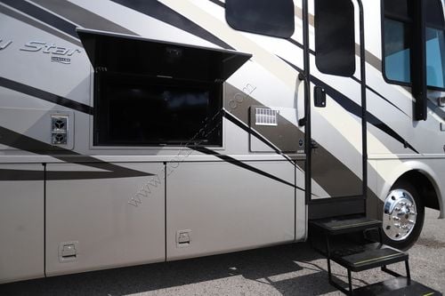 2019 Newmar Baystar 3124