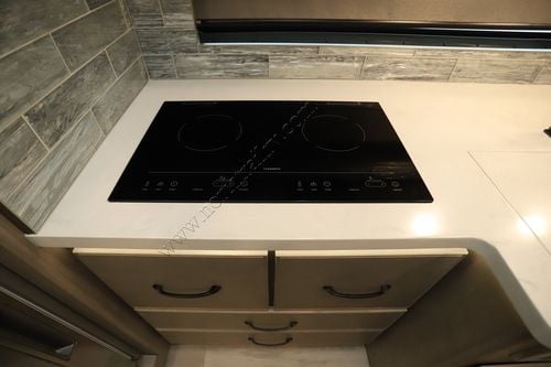 2024 Holiday Rambler Nautica 33TL