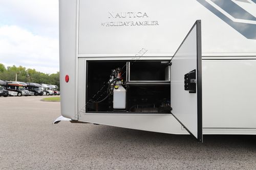 2024 Holiday Rambler Nautica 33TL