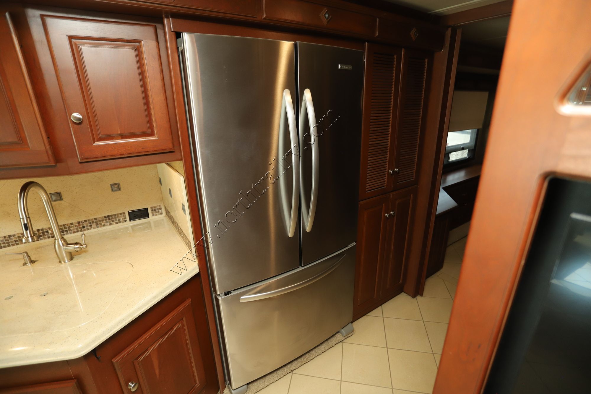 Used 2015 Itasca Meridian 36M Class A  For Sale