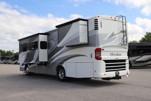 2015 Itasca Meridian 36M