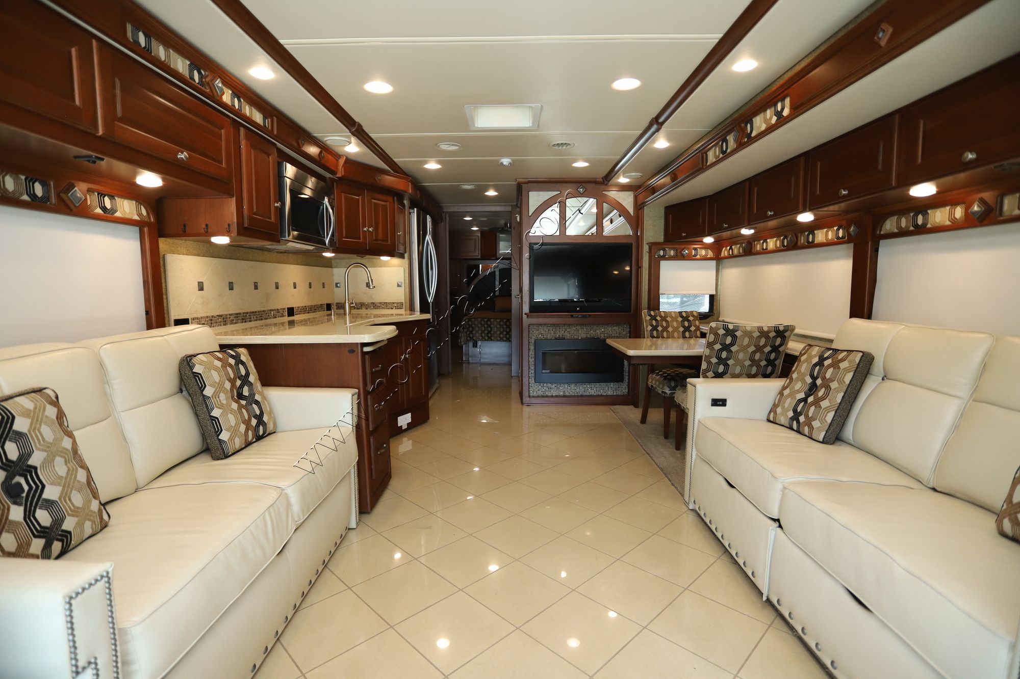 Used 2015 Itasca Meridian 36M Class A  For Sale