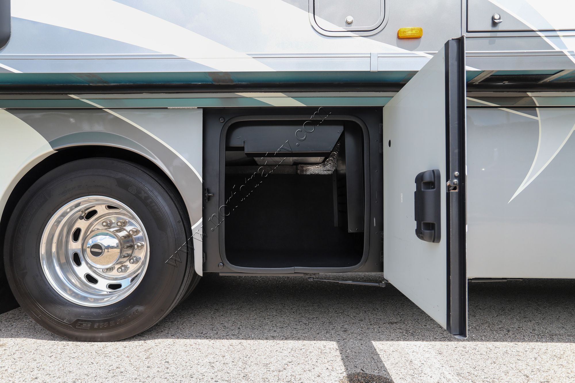 Used 2015 Itasca Meridian 36M Class A  For Sale