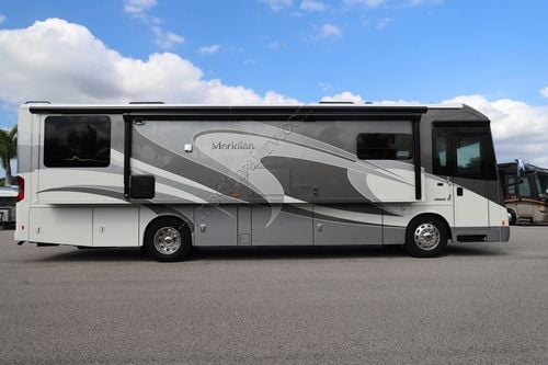 2015 Itasca Meridian 36M