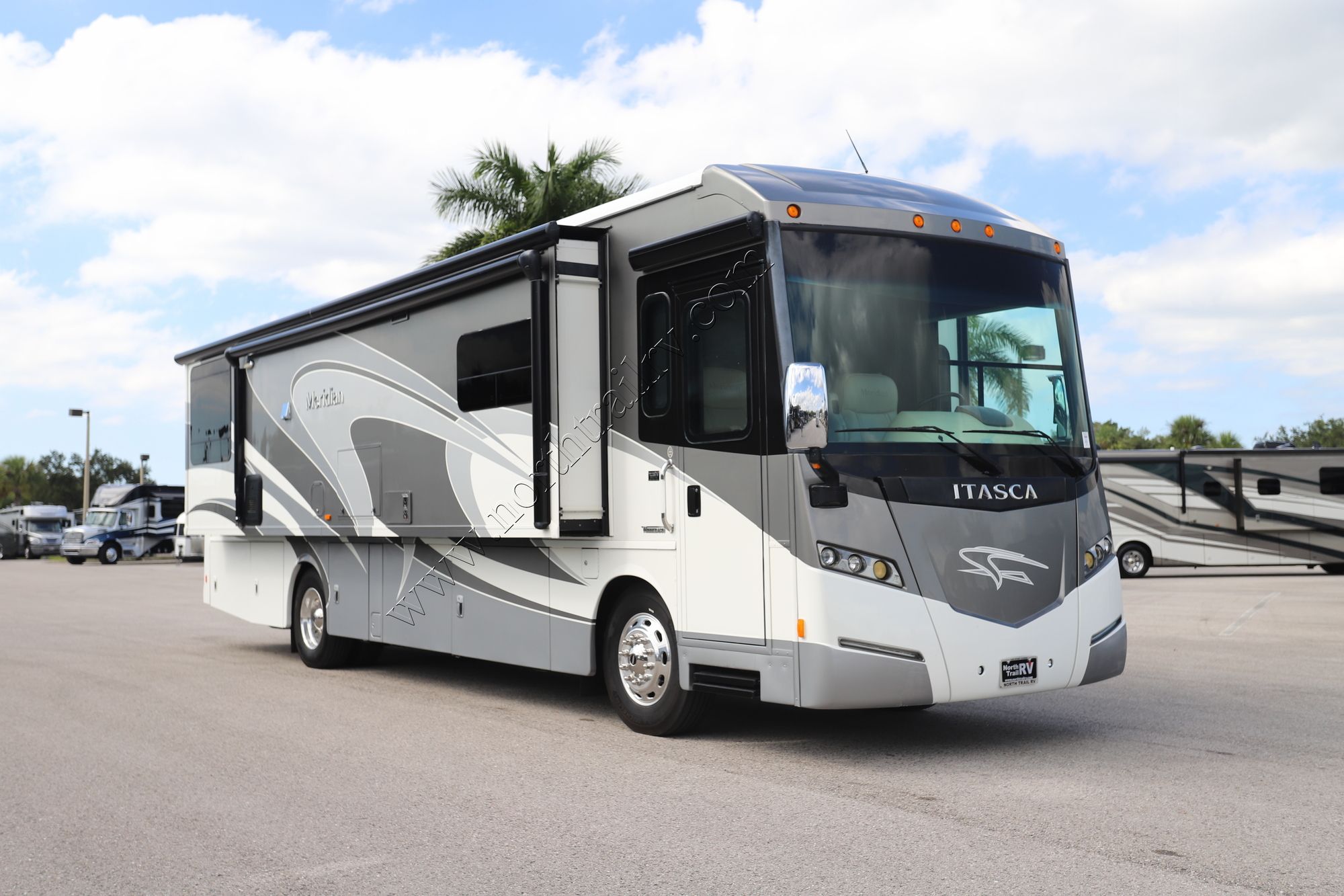 Used 2015 Itasca Meridian 36M Class A  For Sale