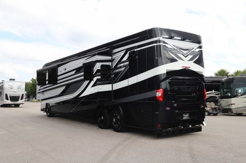 2026 Newmar London Aire 4595 Class A