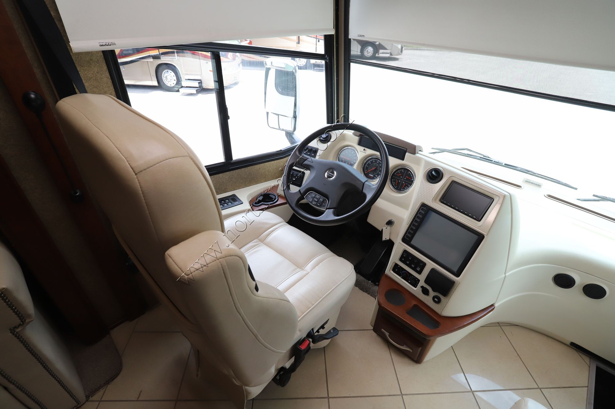 Used 2015 Itasca Meridian 36M Class A  For Sale