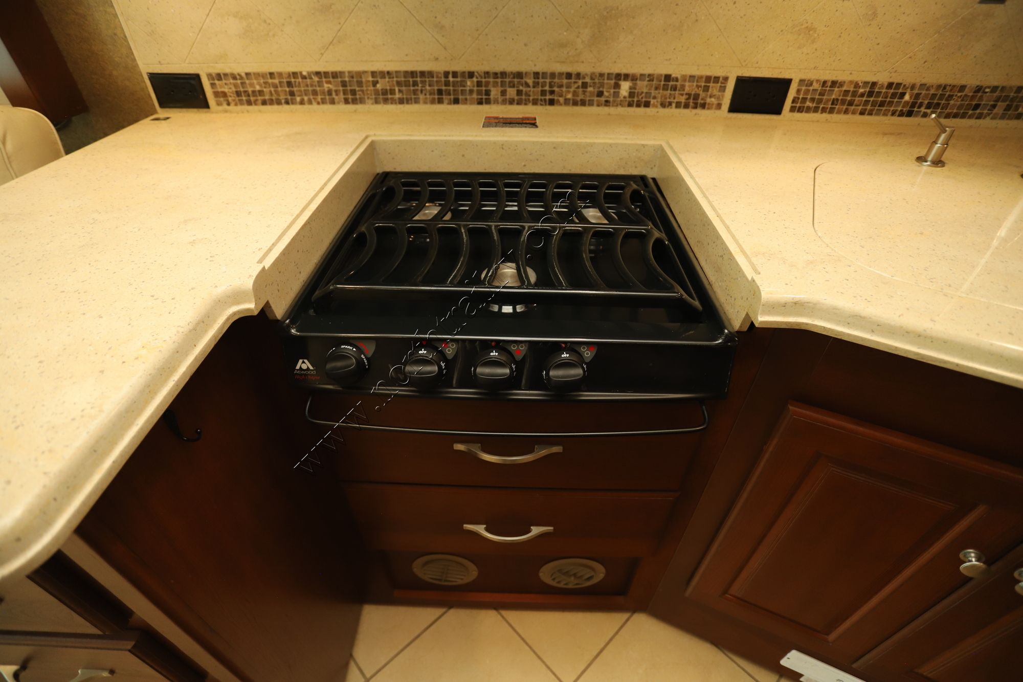 Used 2015 Itasca Meridian 36M Class A  For Sale