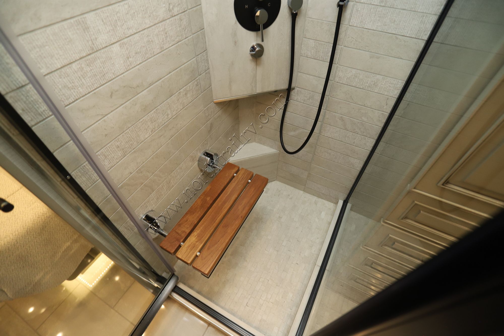 New 2026 Newmar London Aire 4595 Class A  For Sale