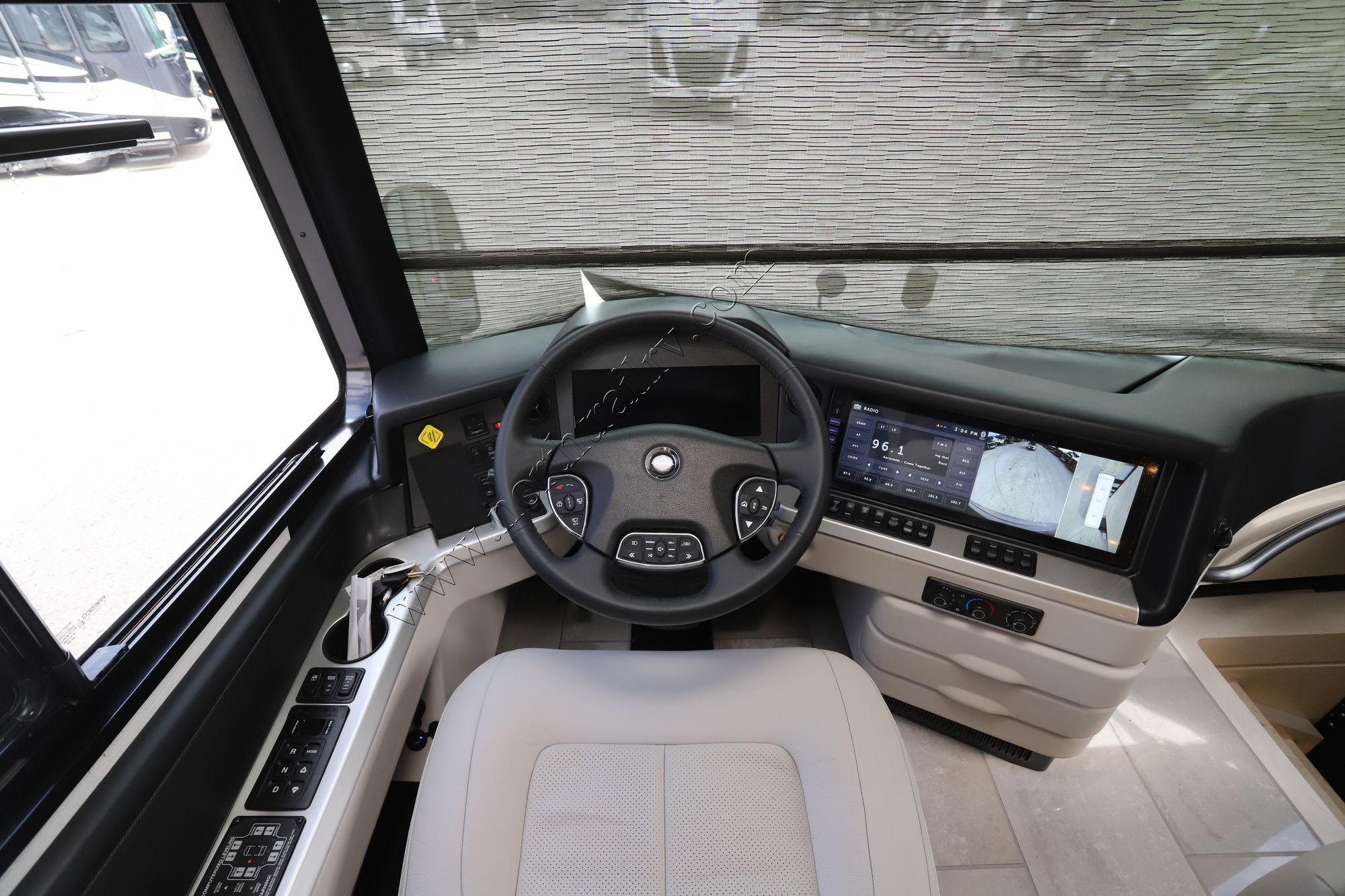 New 2026 Newmar London Aire 4595 Class A  For Sale