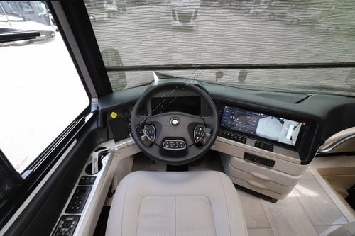 2026 Newmar London Aire 4595 Class A