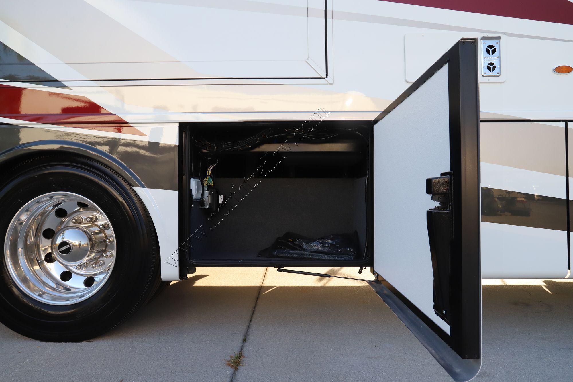 New 2026 Newmar Canyon Star 3947 Class A  For Sale