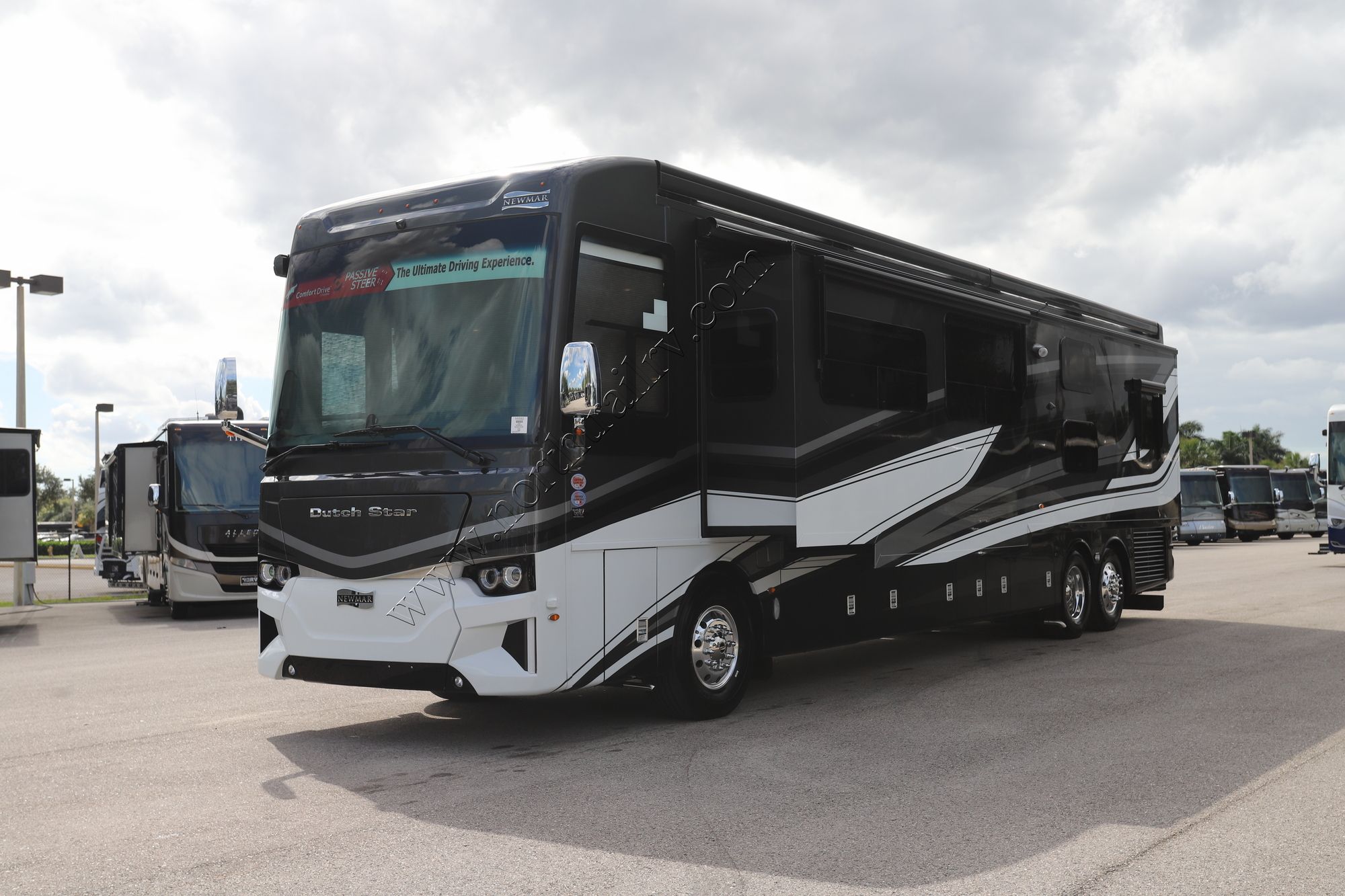 New 2026 Newmar Dutch Star 4340 Class A  For Sale