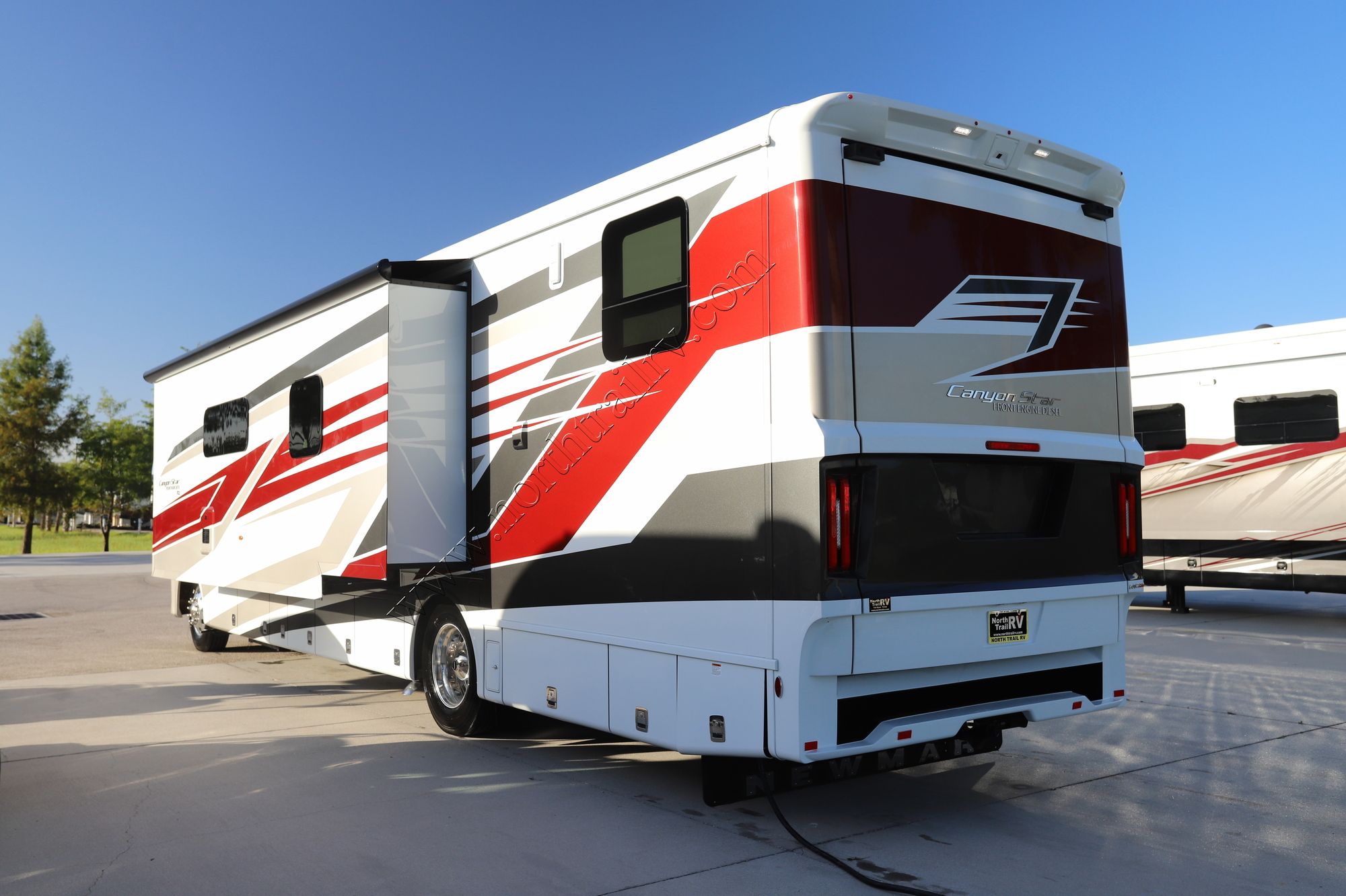 New 2026 Newmar Canyon Star 3947 Class A  For Sale