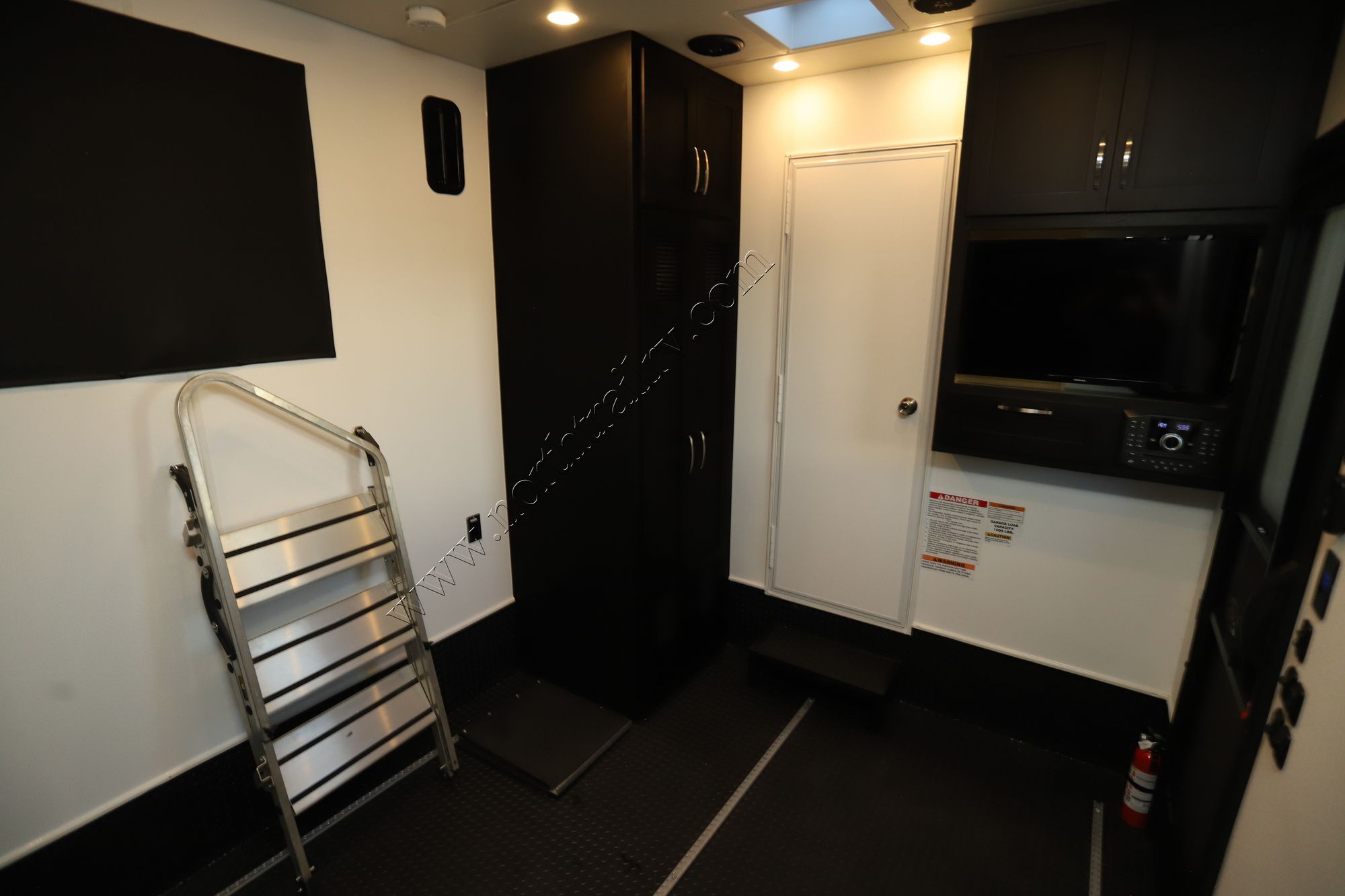 New 2026 Newmar Canyon Star 3947 Class A  For Sale