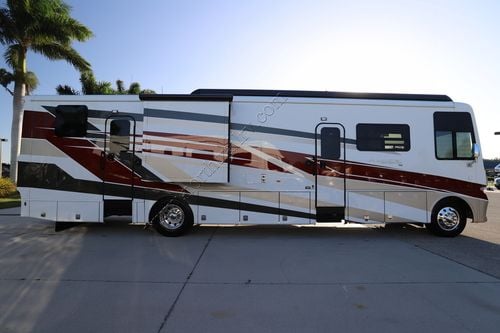 2026 Newmar Canyon Star 3947