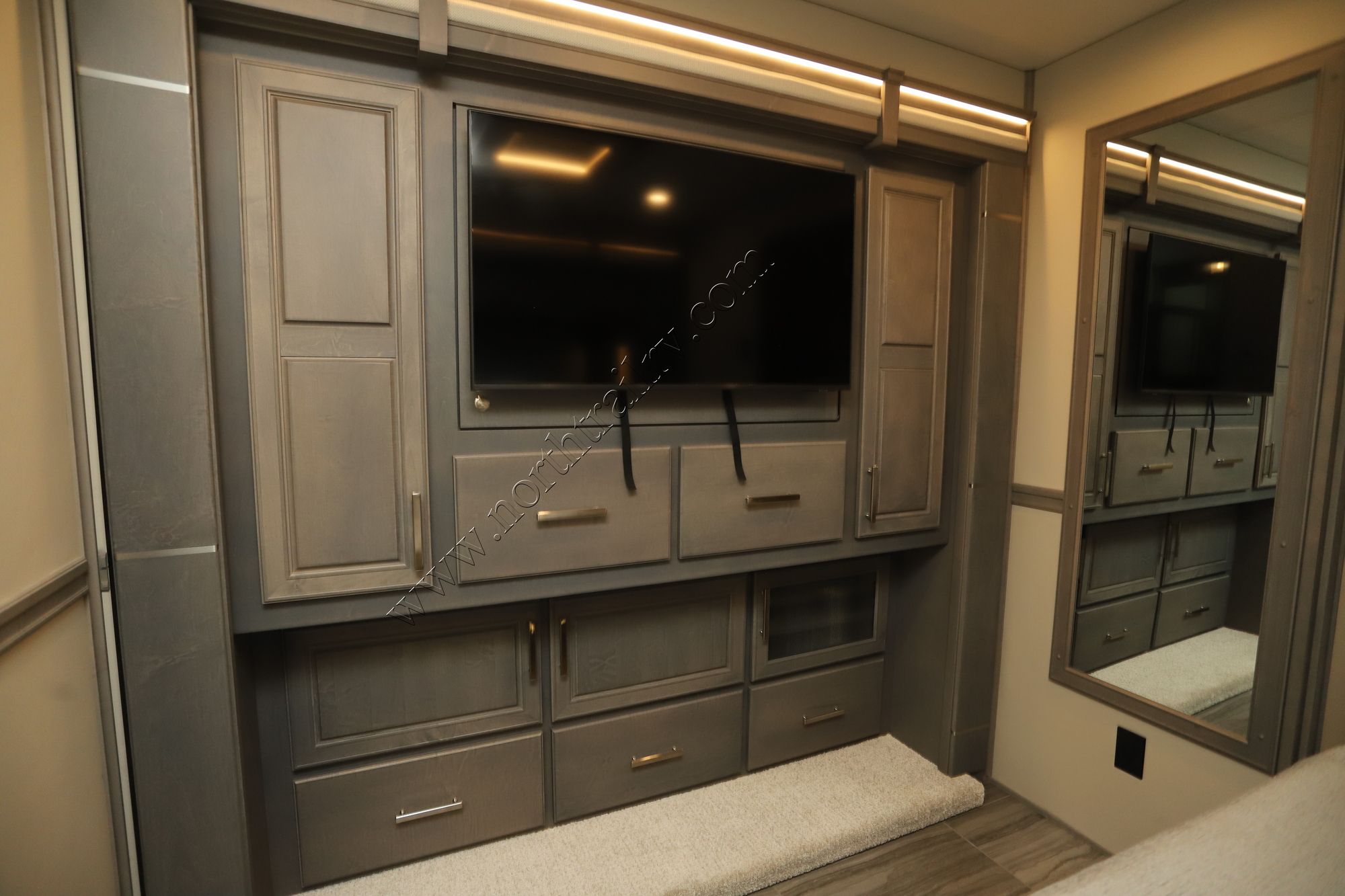 New 2026 Renegade Rv Classic 43CMD Super C  For Sale