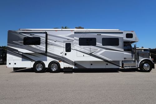 2026 Renegade Rv Classic 43CMD