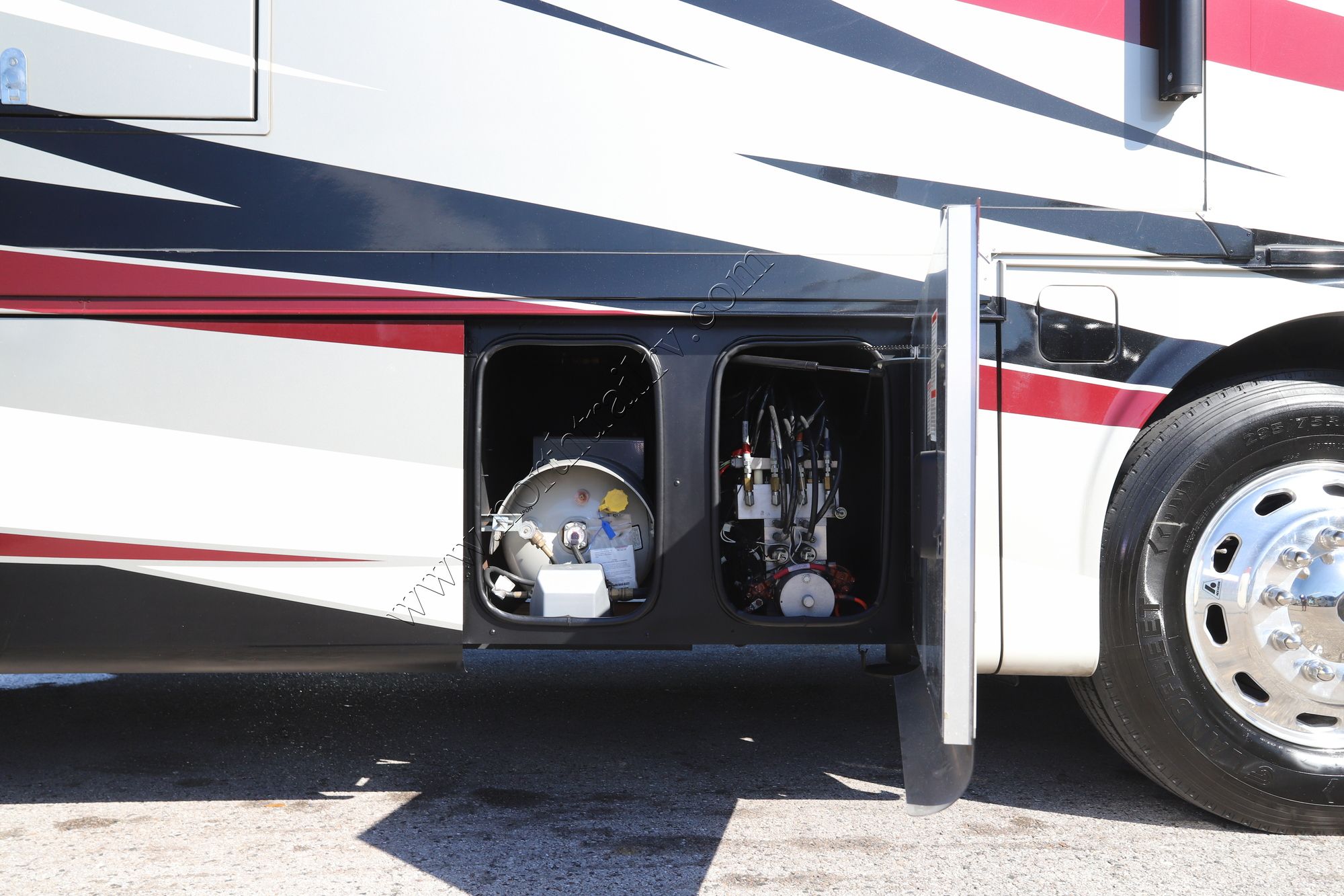 Used 2018 Tiffin Motor Homes Allegro Red 33AA Class A  For Sale