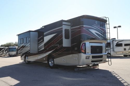 2018 Tiffin Motor Homes Allegro Red 33AA
