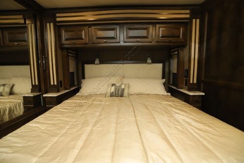 2018 Tiffin Motor Homes Allegro Red 33AA